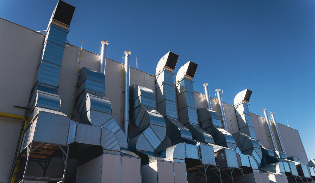 Új 1800 m2-es festőüzemmel bővült a CLASMAN gyár!